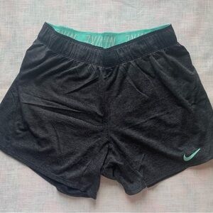 Nike Black and Mint Green Athletic Shorts Lightweight Dri-FIT